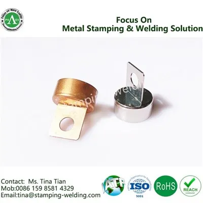 Objímky koncových čepelí pojistek elektrických vozidel